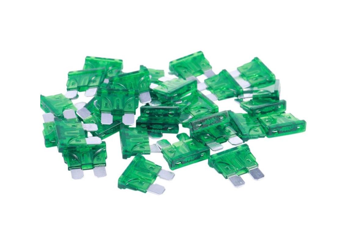 100 VERTS FUSIBLES LAMELLAIRES ENFICHABLES 30A